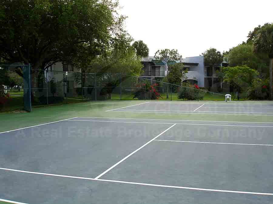 Courtside Tennis Courts